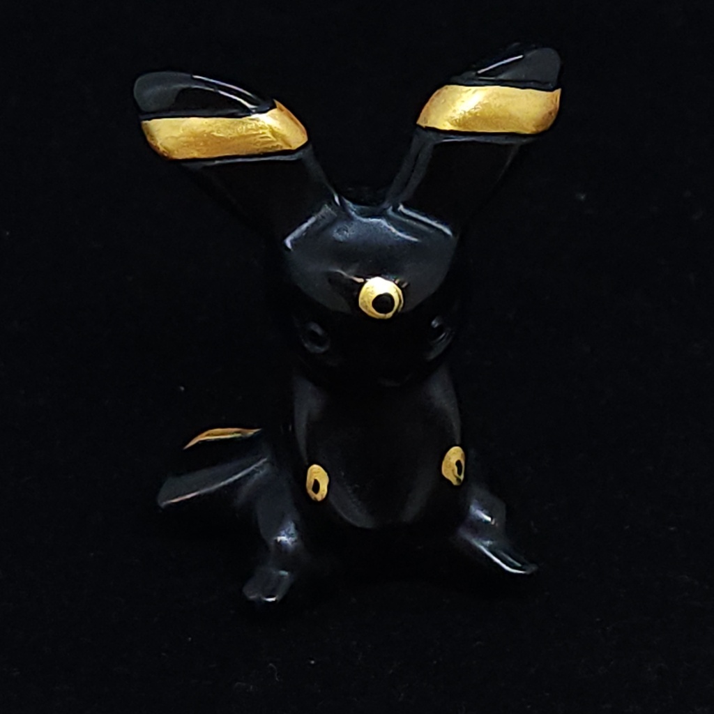 [9800] Orange Calcite Pikachu (M)