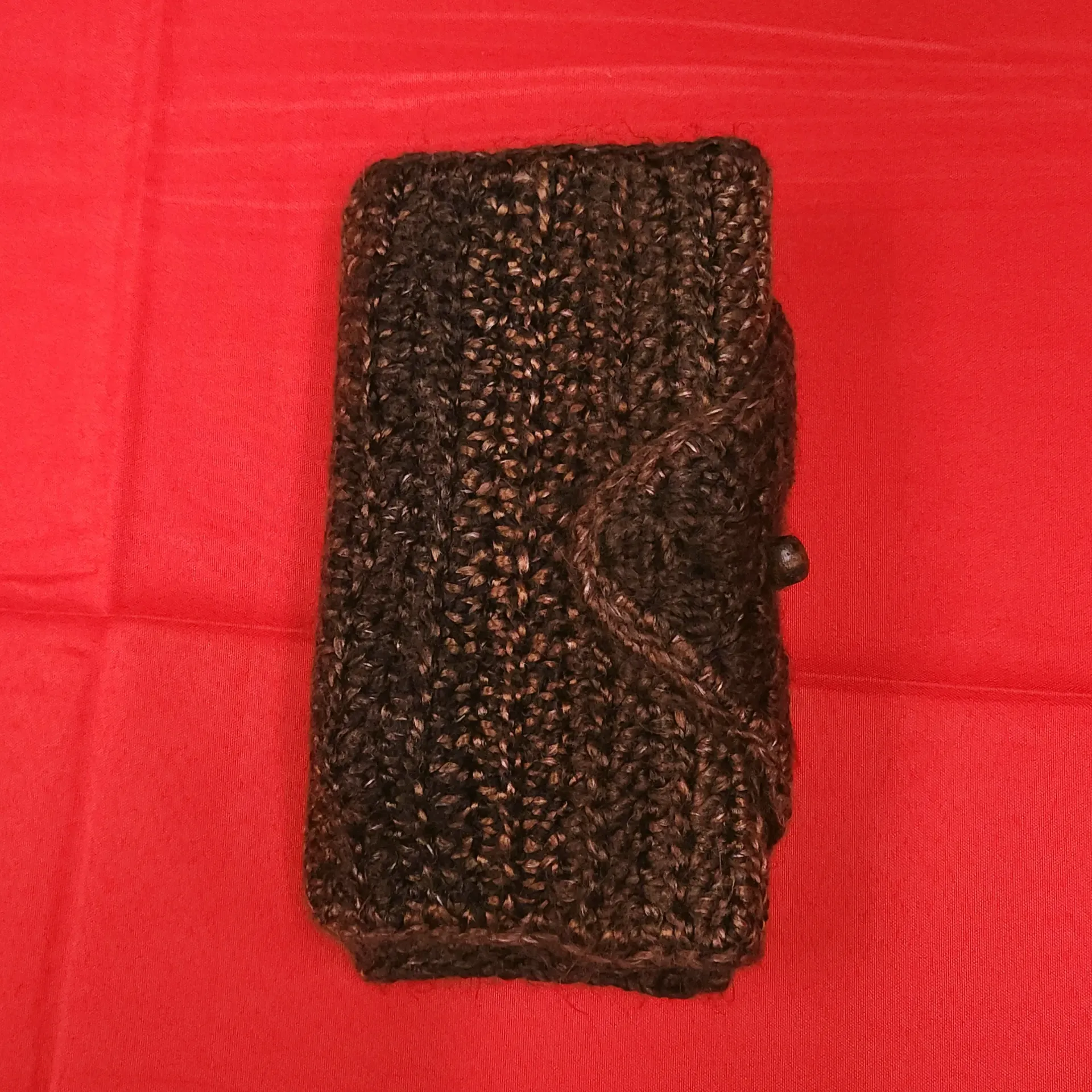 [15595] Handmade Brown Crochet Tarot Wrap