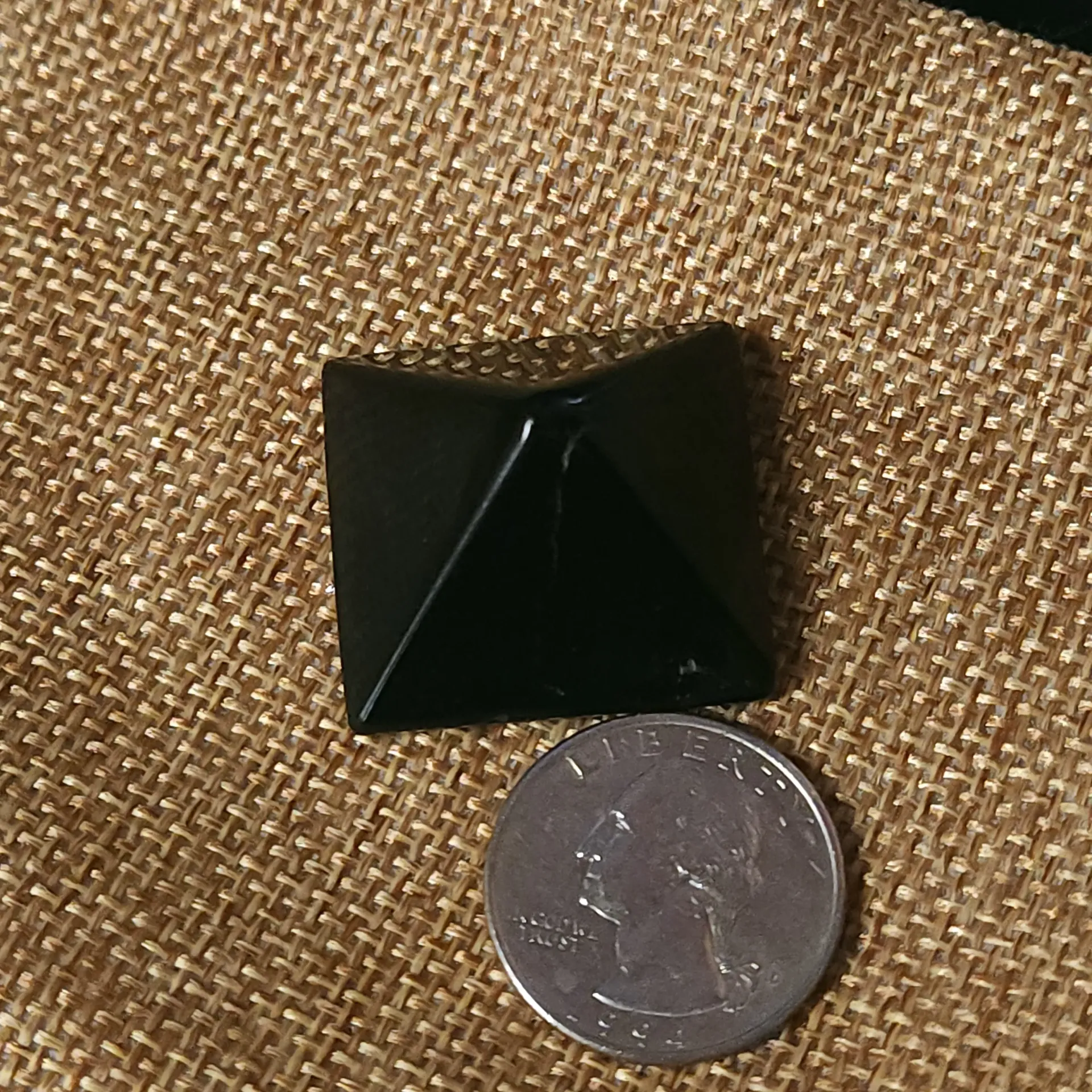 [1209360501] Shungite Pyramid 1"