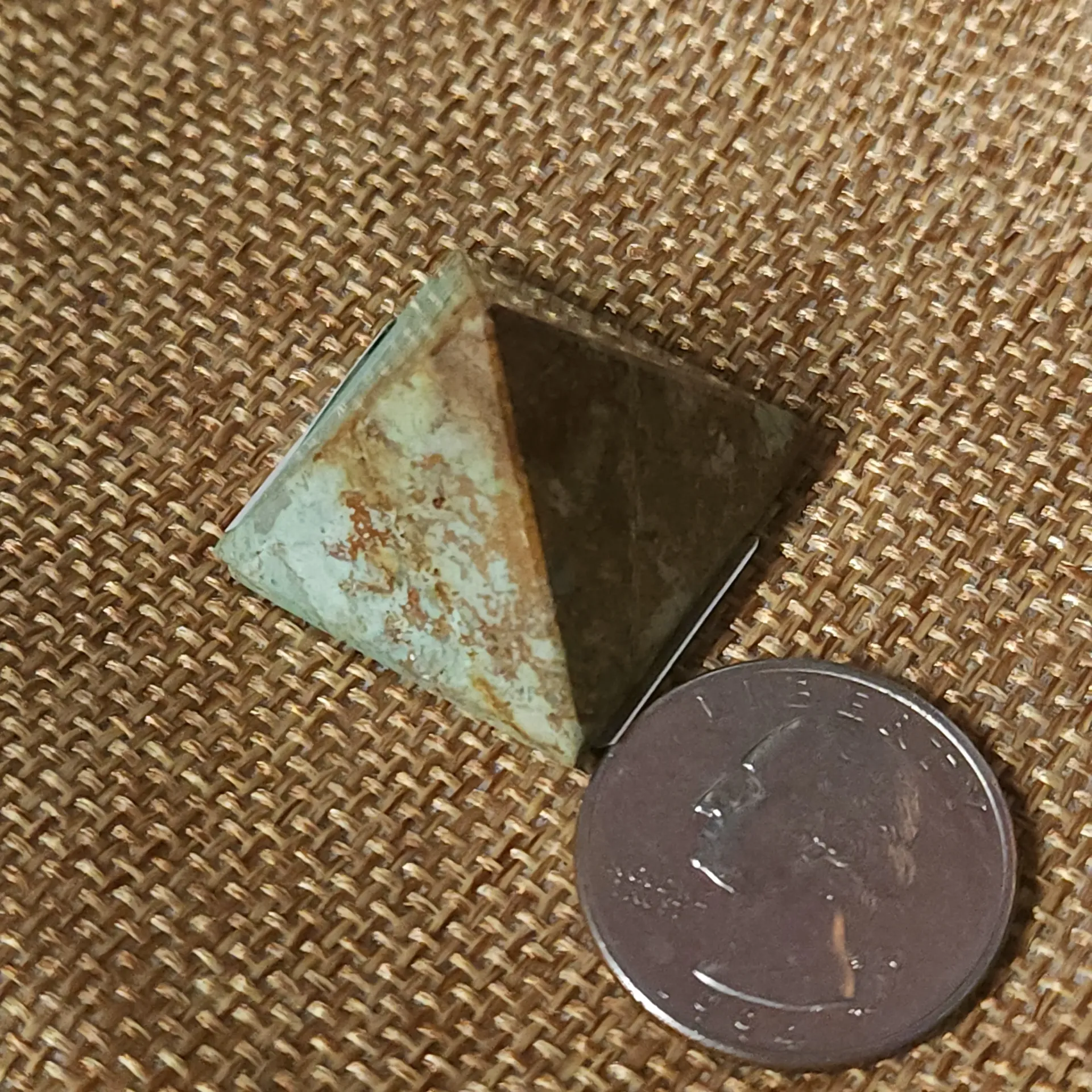 [1209570501] Chrysocolla Pyramid 1"