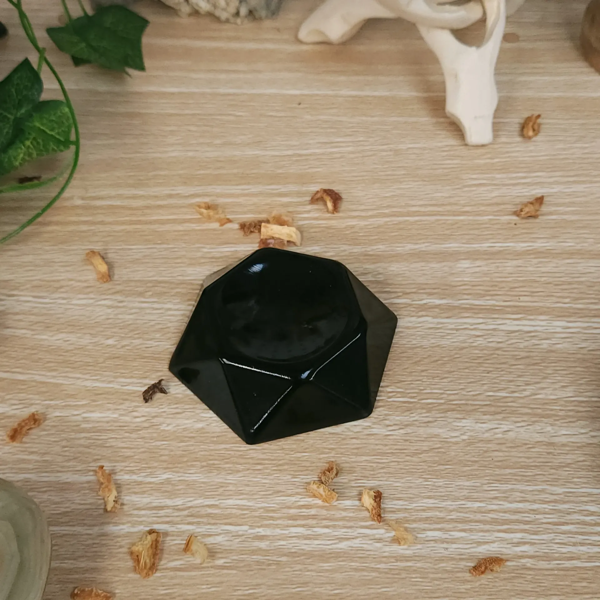 Black Hexagon Sphere Stand 2.5"