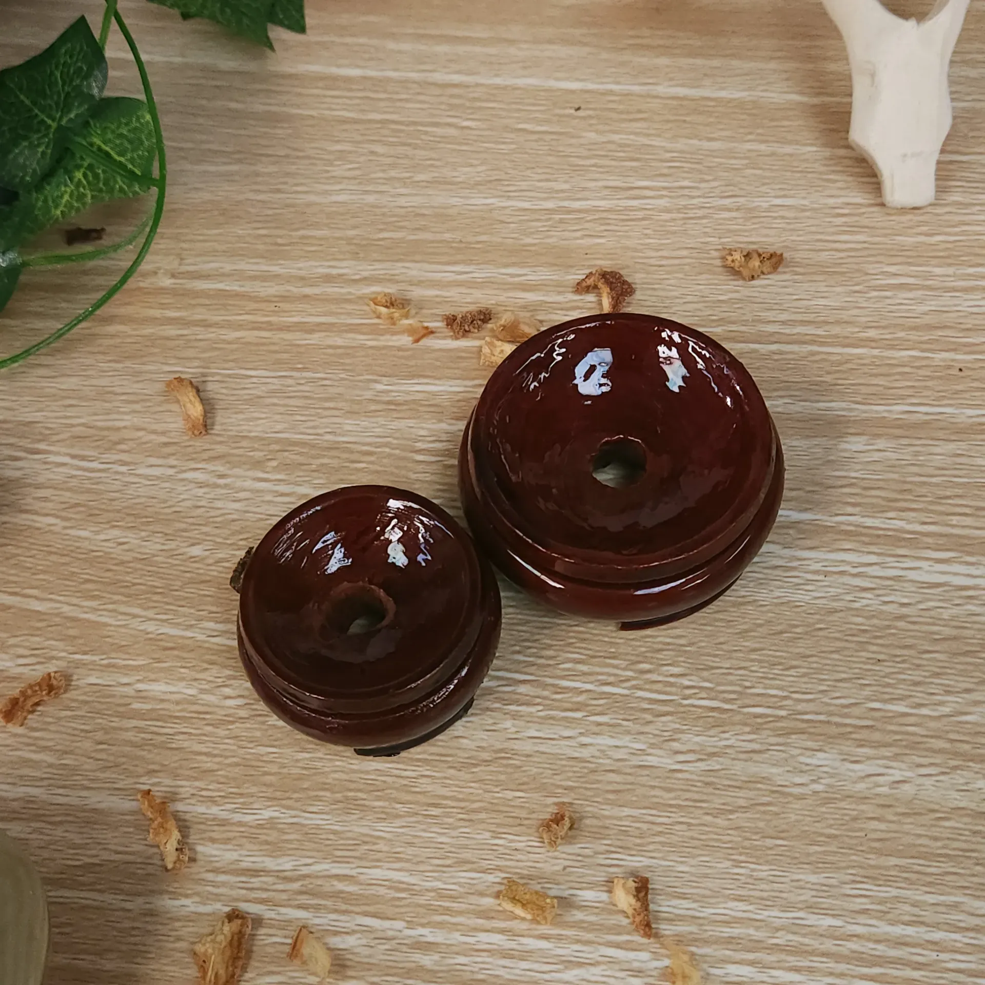 Lacquered Wood Sphere Stand - Small