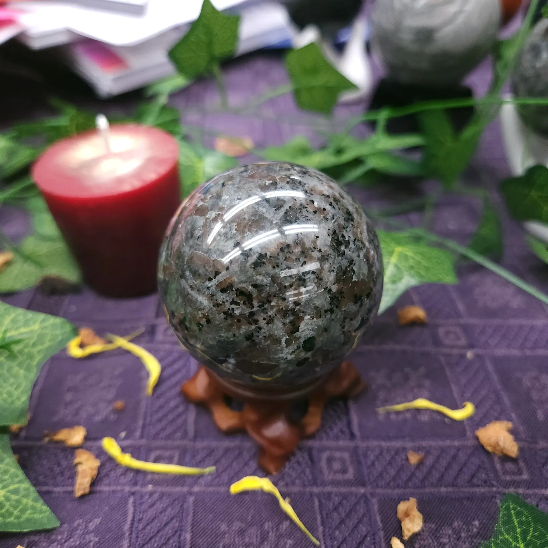 Yooperlite Polished Sphere 51mm