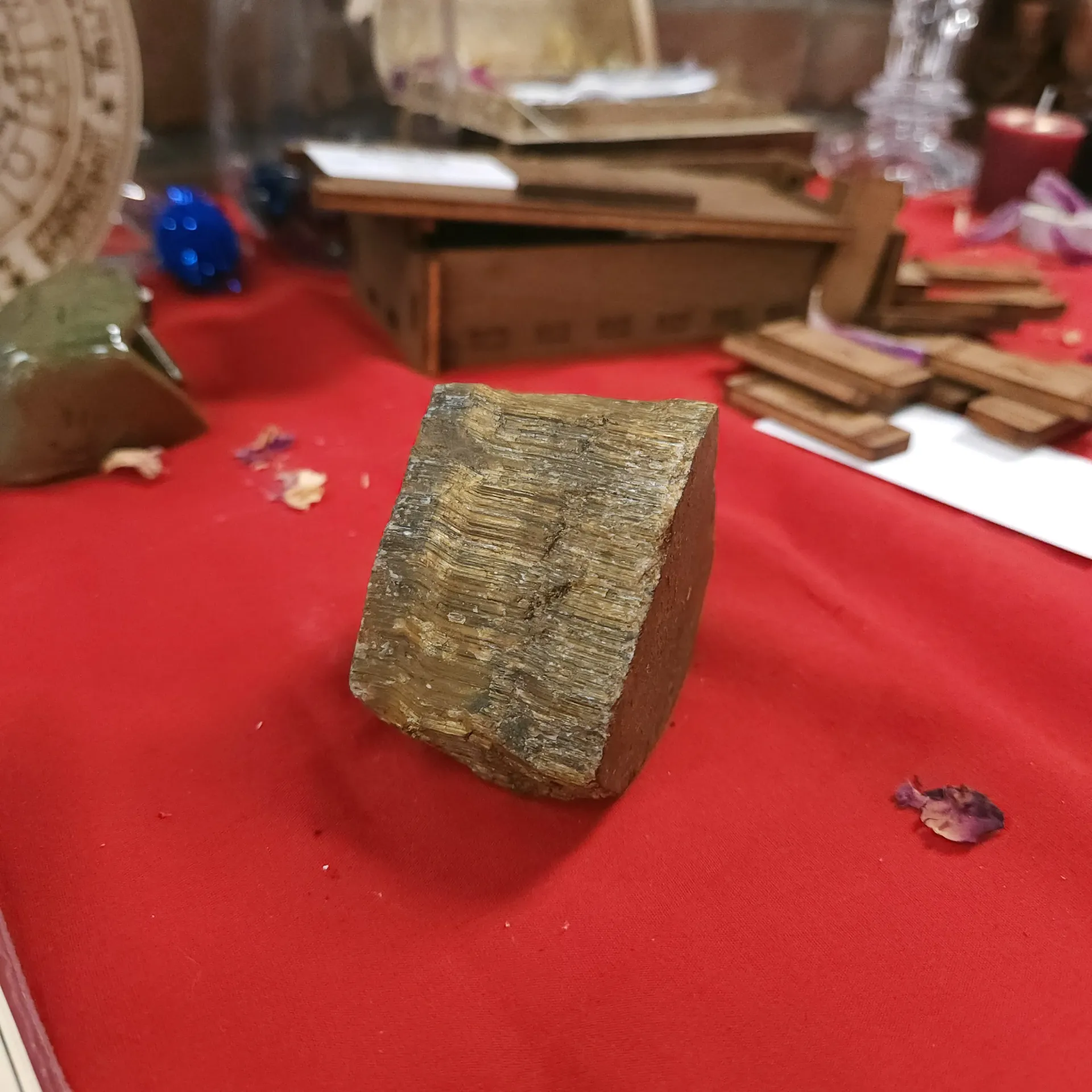 Raw Tiger's Eye (L)