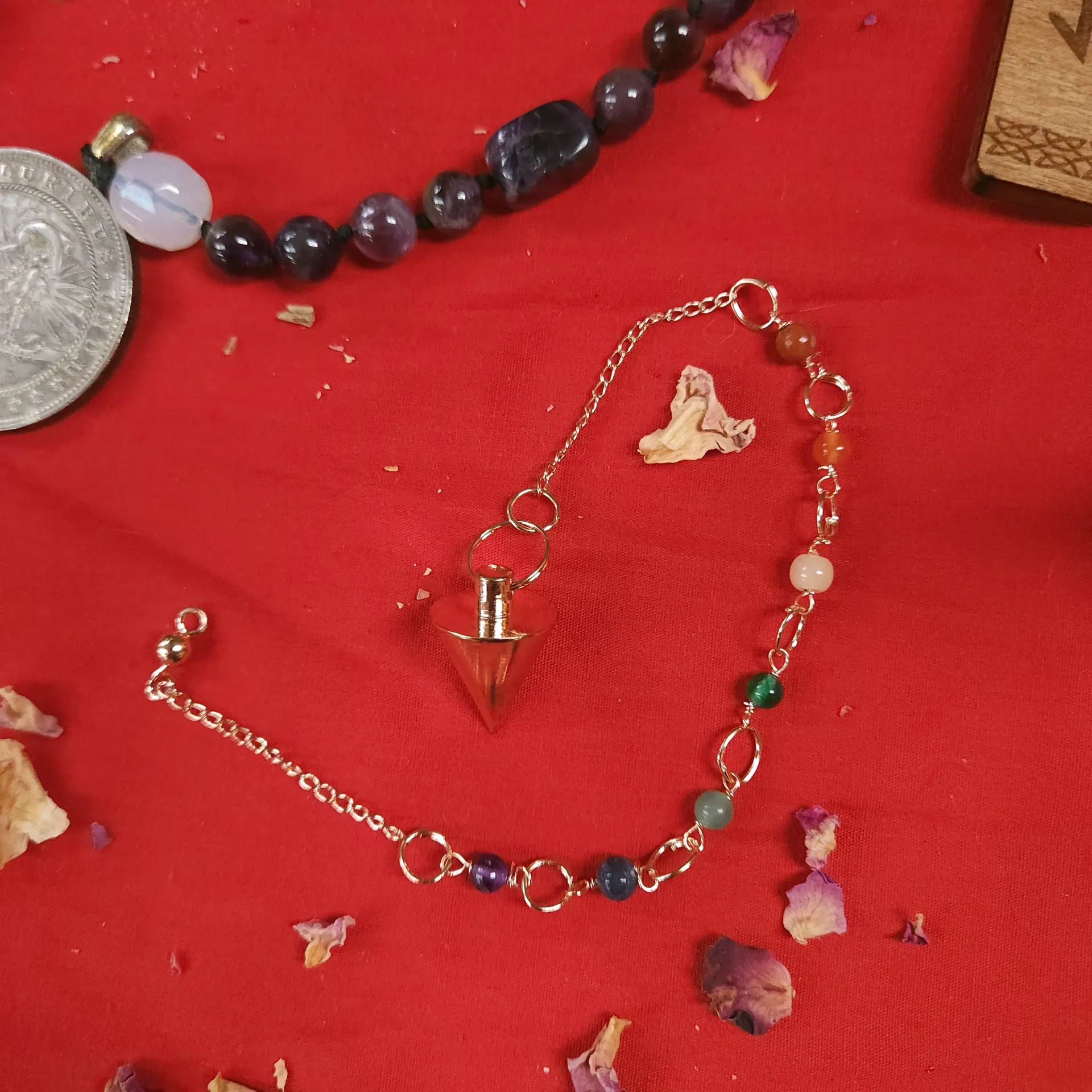 [10093] Geometric Cone Copper Pendulum w/ Chakra Beads