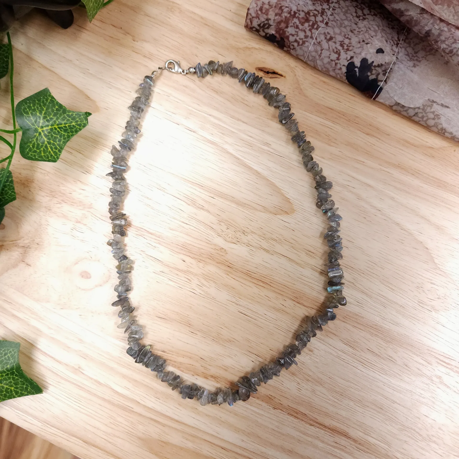 [10246] Labradorite Chip Necklace
