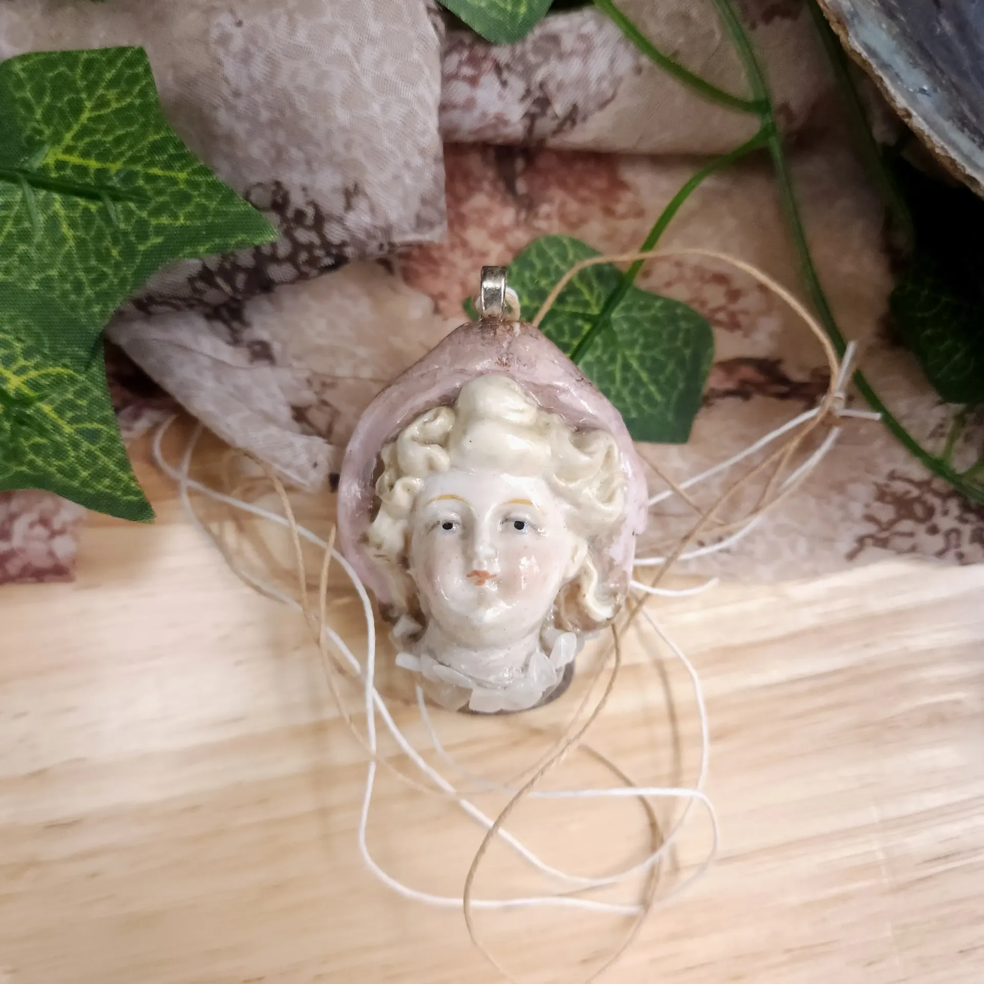 Bonnet Doll Head Pendant 2.5 Inch