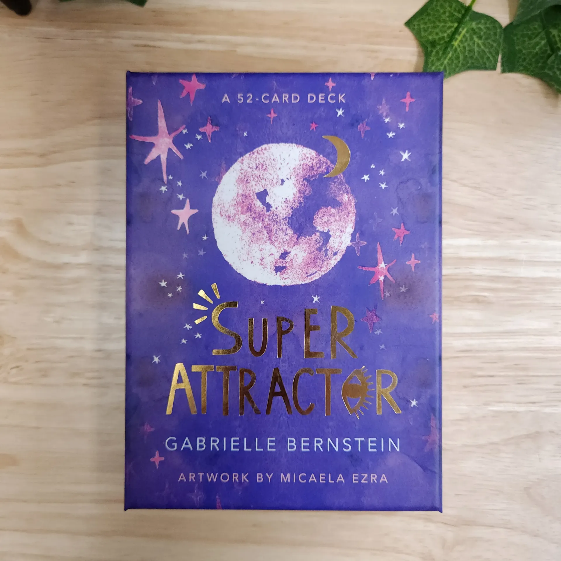 [10702] Super Attractor 52-card Deck (Used)