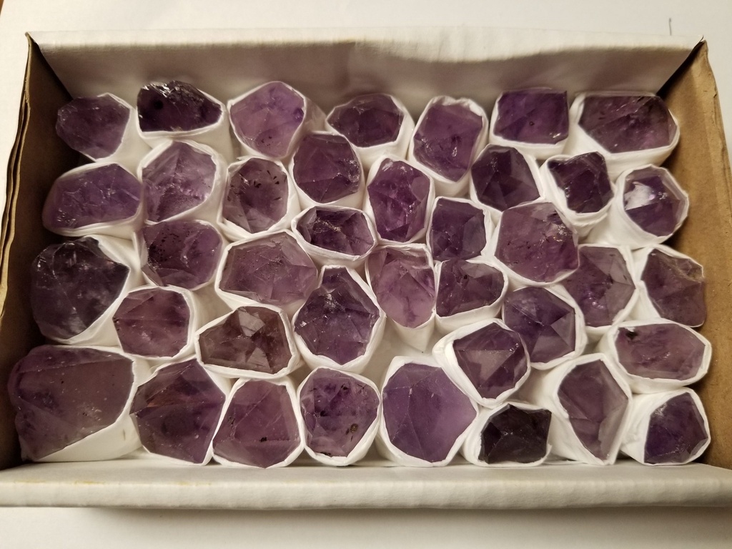 [3209090402] Amethyst - Point, Medium