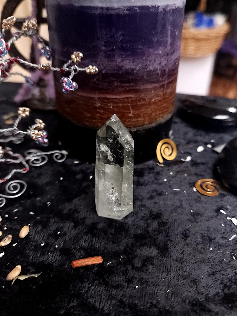 [12393] Green Quartz Crystal Tower 51mm