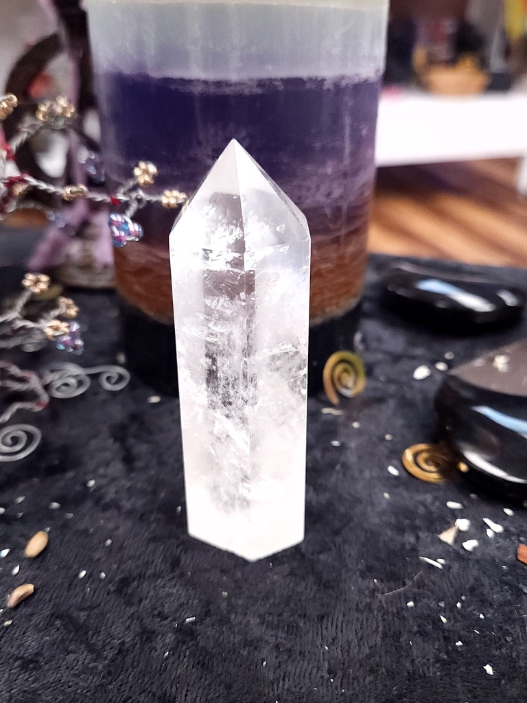 [12376] Clean Quartz Crystal Tower 83mm