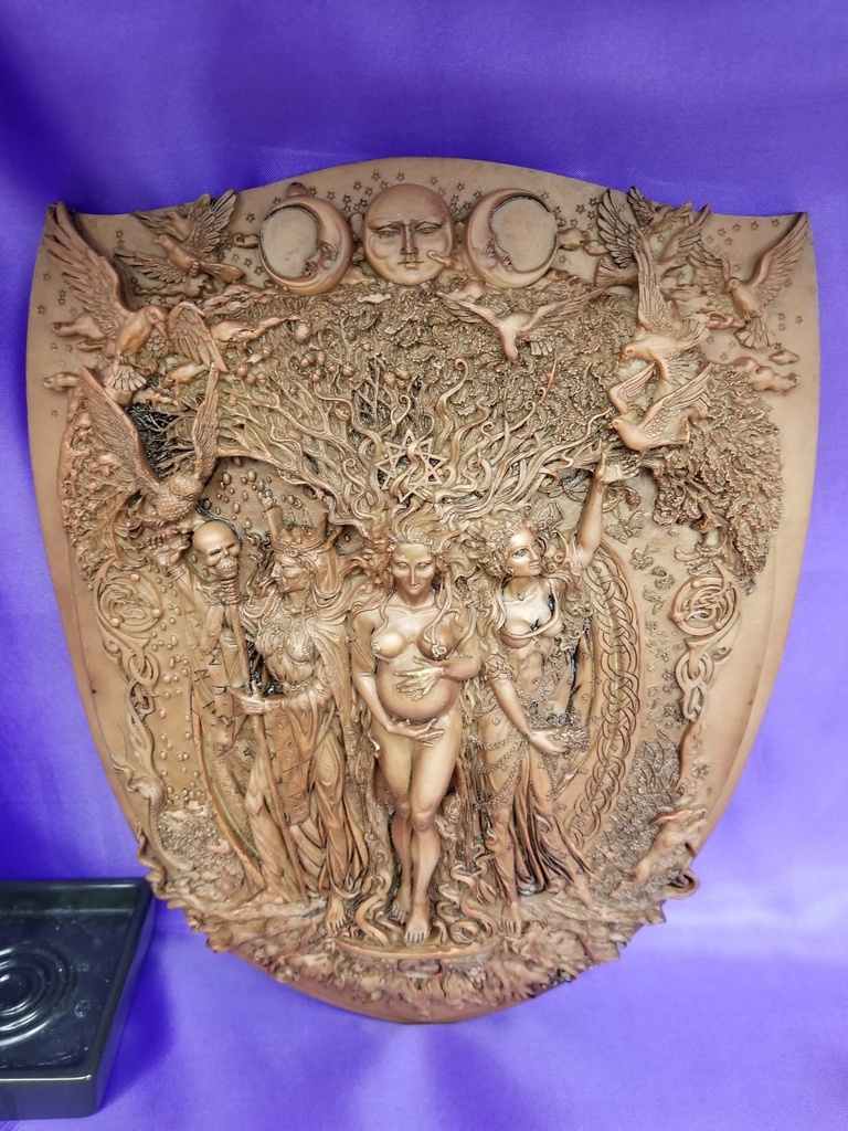 [176549107306] Maiden Mother Crone Plaque