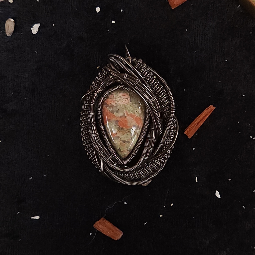 [12008] Hearthkeeper Unakite Pendant