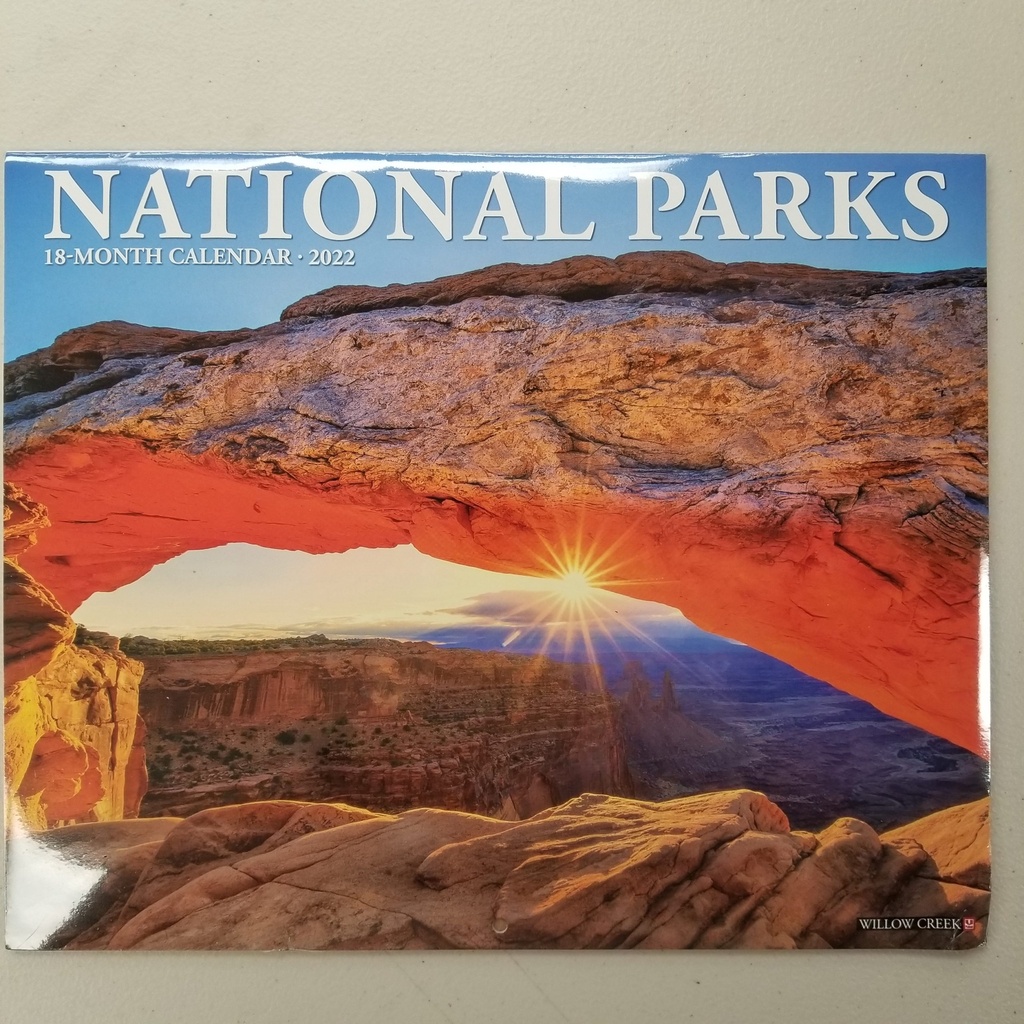 [9926221699] National Parks 18-Month Calendar 2022