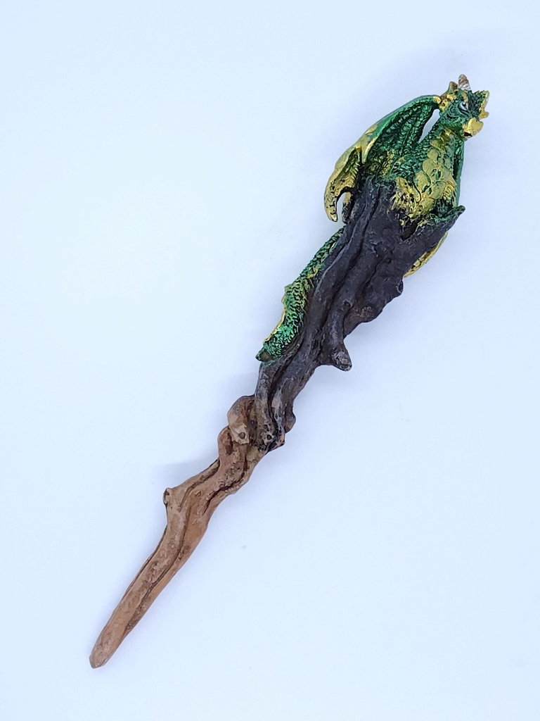 [1718010220] Dragon Wand