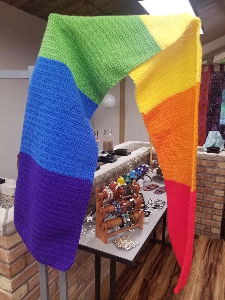 [1033020607] Big Gay Scarf