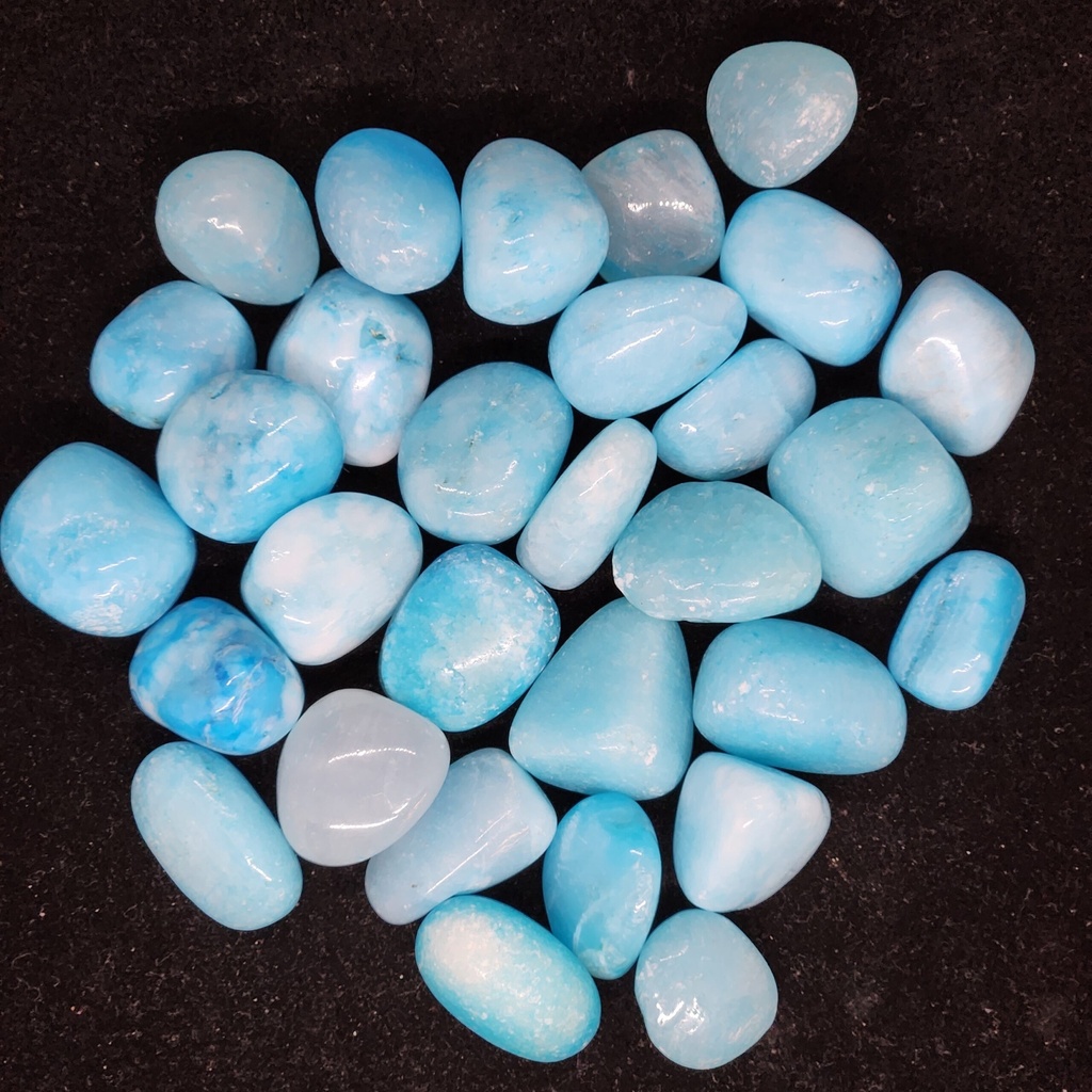[32091990202] Blue Aragonite, tumbled