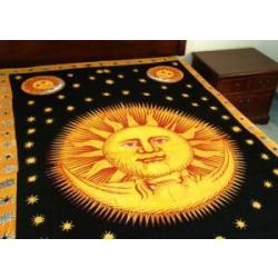[1623010119] Sun God Tapestry