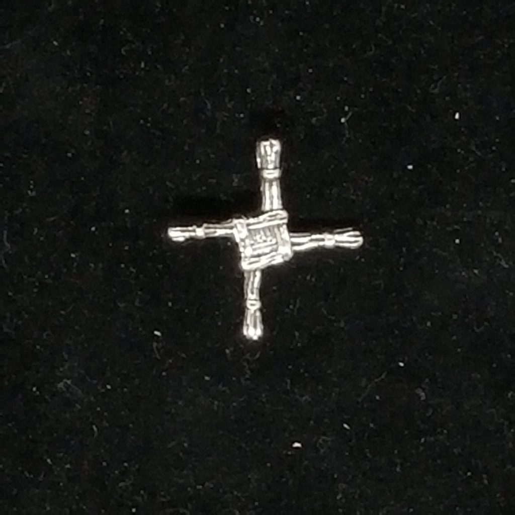 Brigid's Cross Pendant (silver, small)