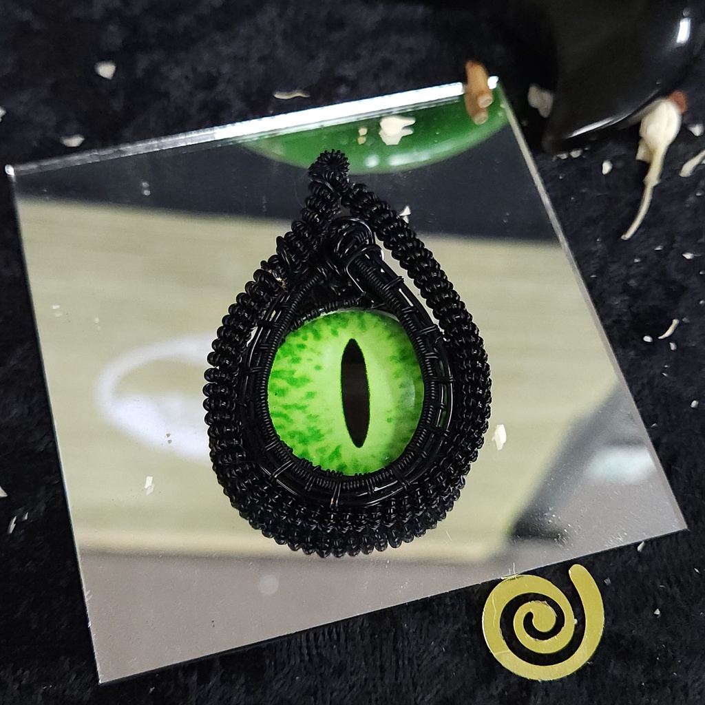 [11961] The Emerald Guardian