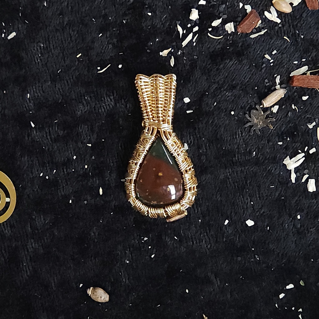 [11955] Warrior Veil Bloodstone Pendant