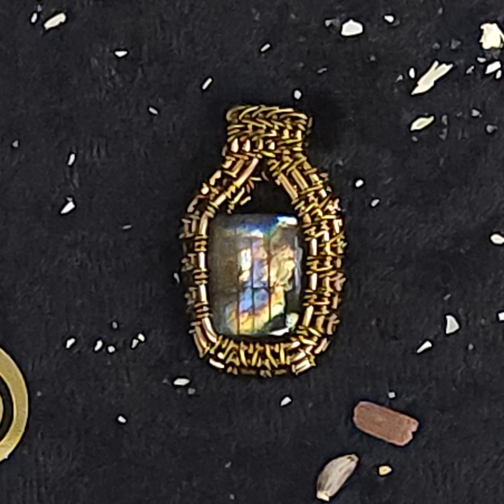 Moonfire Veil Labradorite Pendant