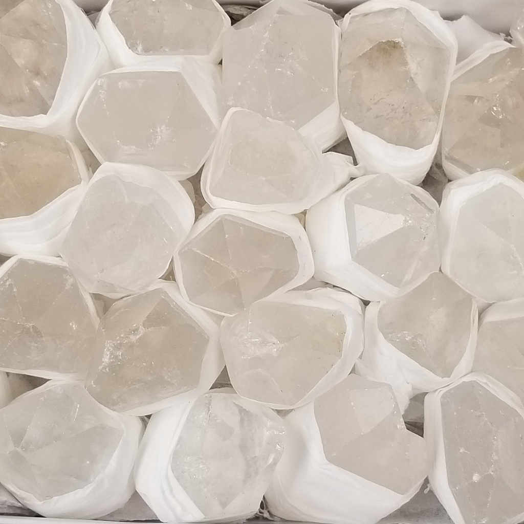 [10088] Quartz, clear, medium point