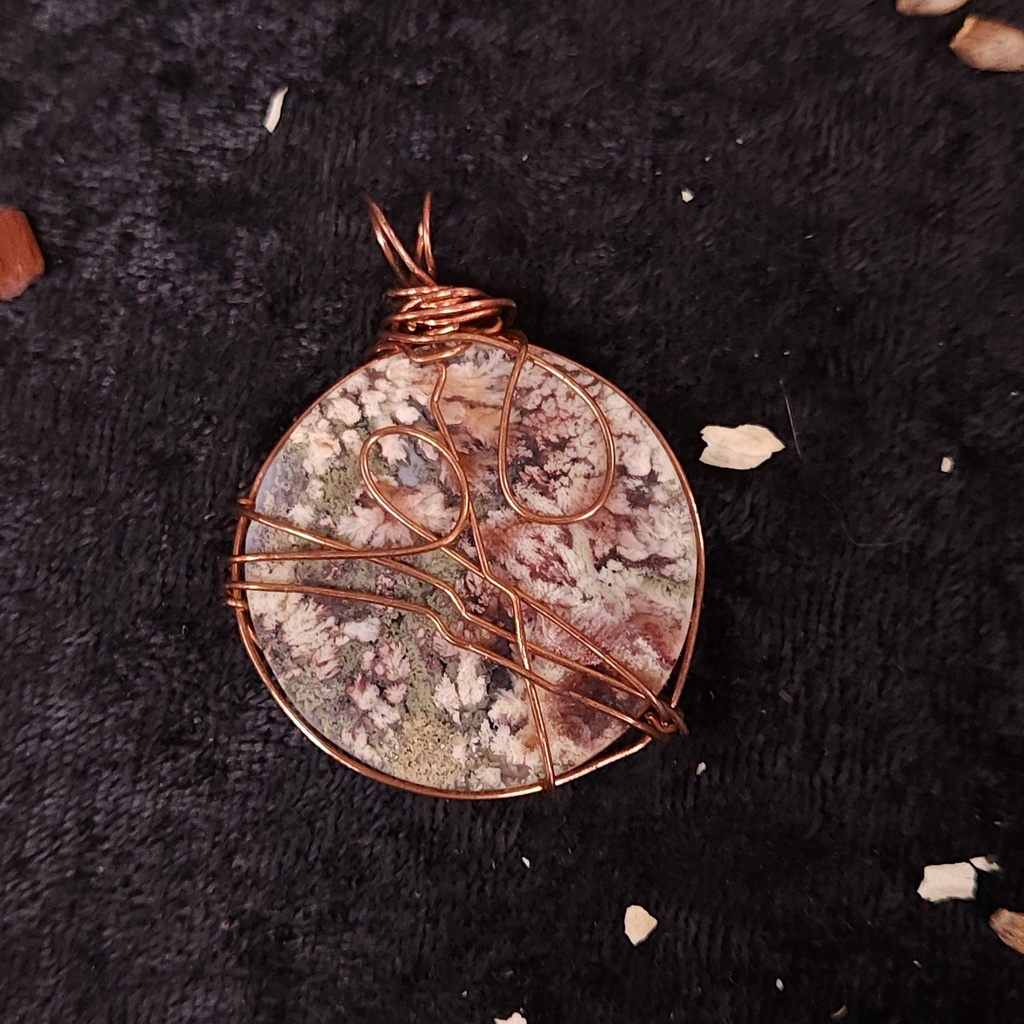 [11771] Forest Heart Copper-Wrapped Earth Pendant