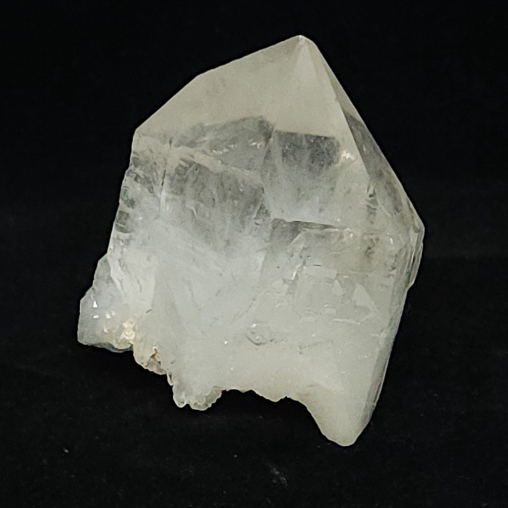 [53092090402] Polished Crackle Quartz Point