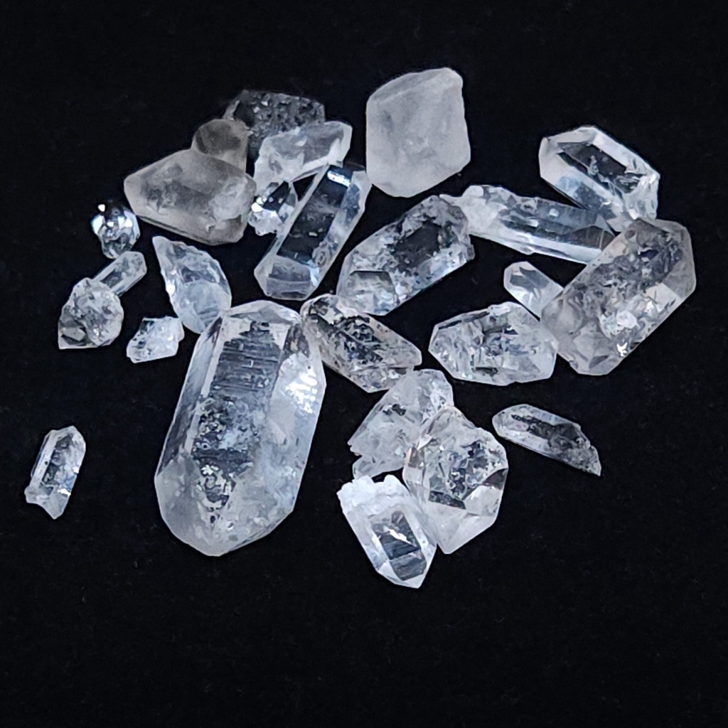 [53091190101] Tiny Herkimer Diamonds (Quartz)