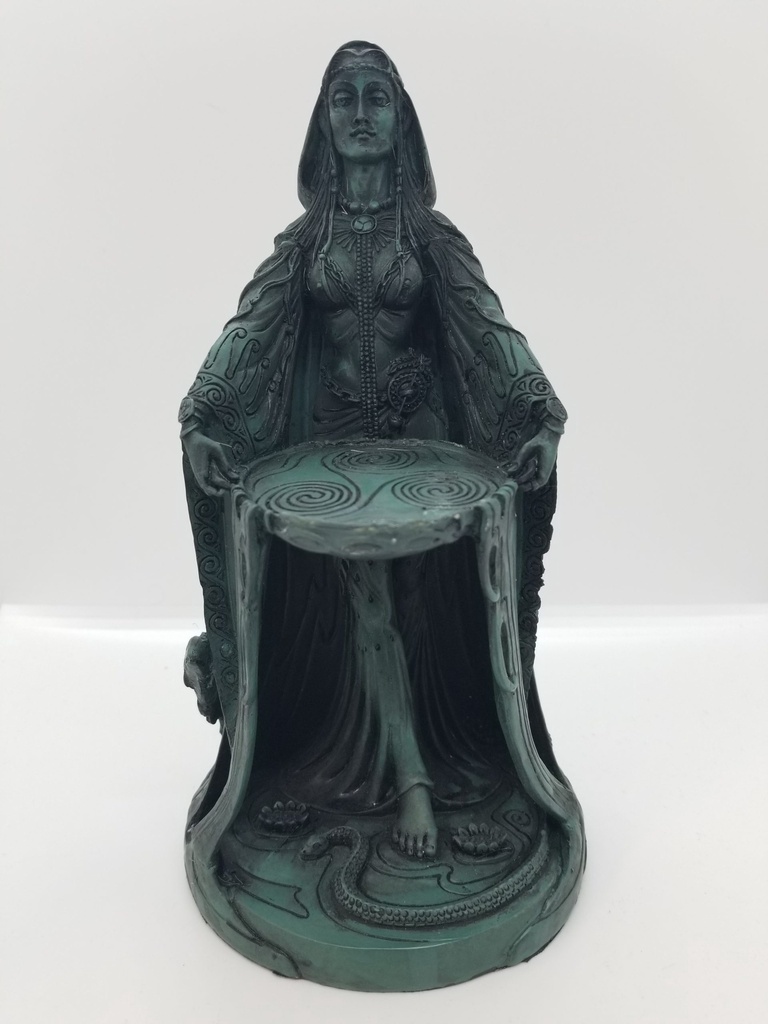 Danu Statue