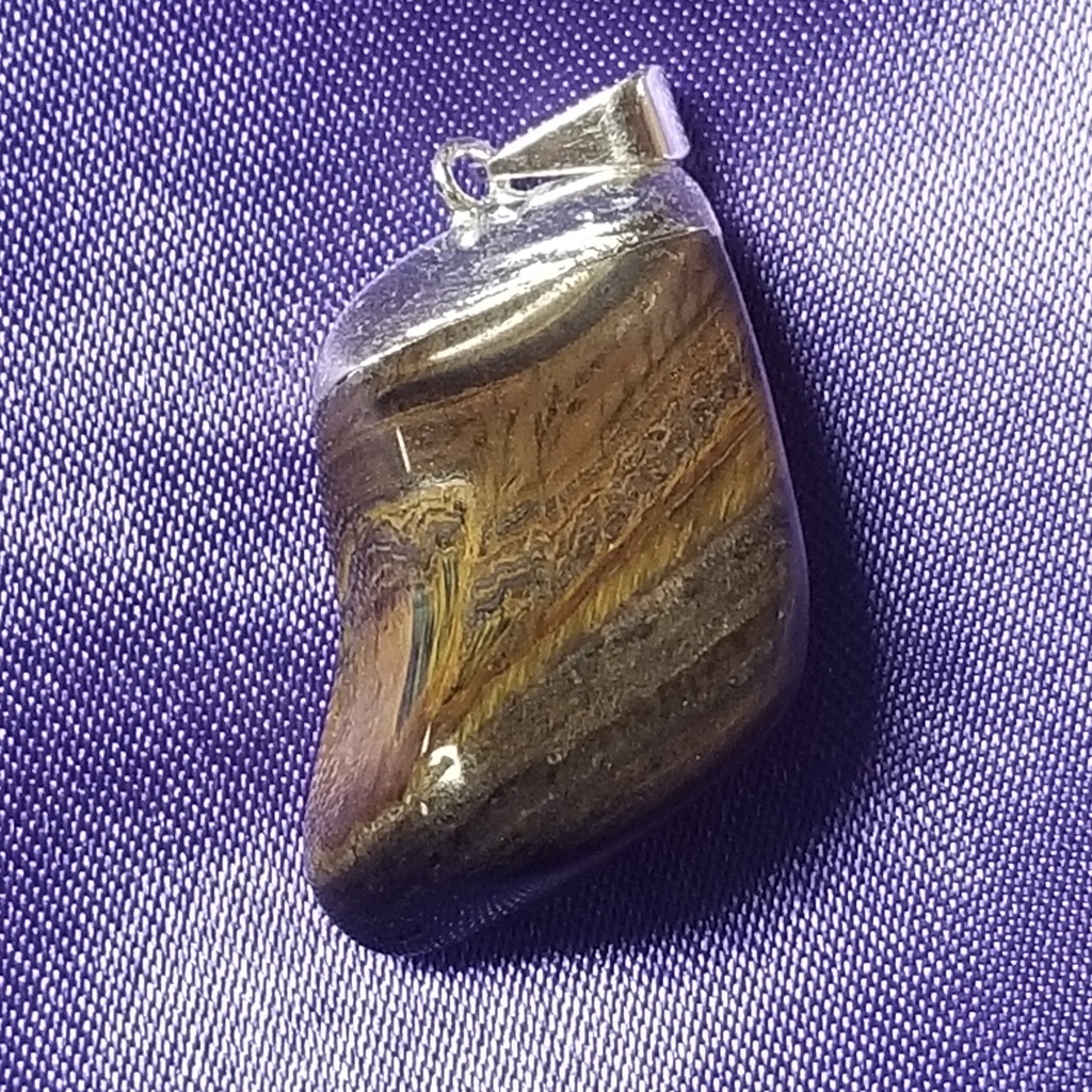 [121504037504] Tiger's Eye Tumbled Pendant