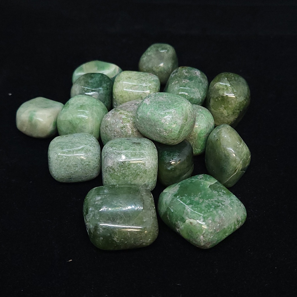 [32092110202] Grossularite Garnet, tumbled