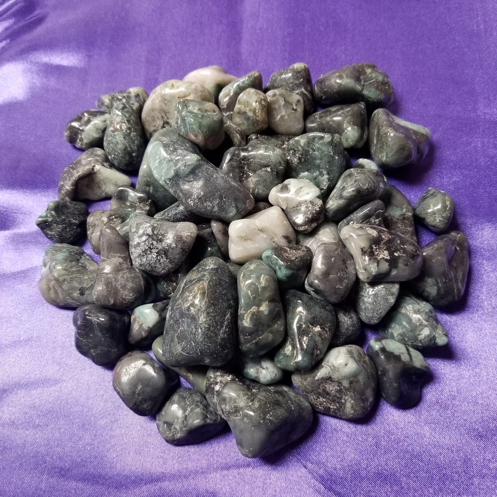 [3209620202] Emerald, tumbled