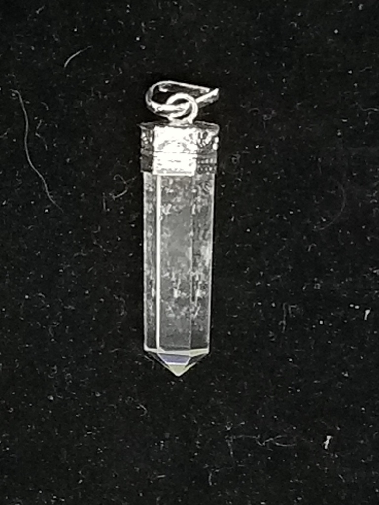 [3215040305] Quartz Point Pendant