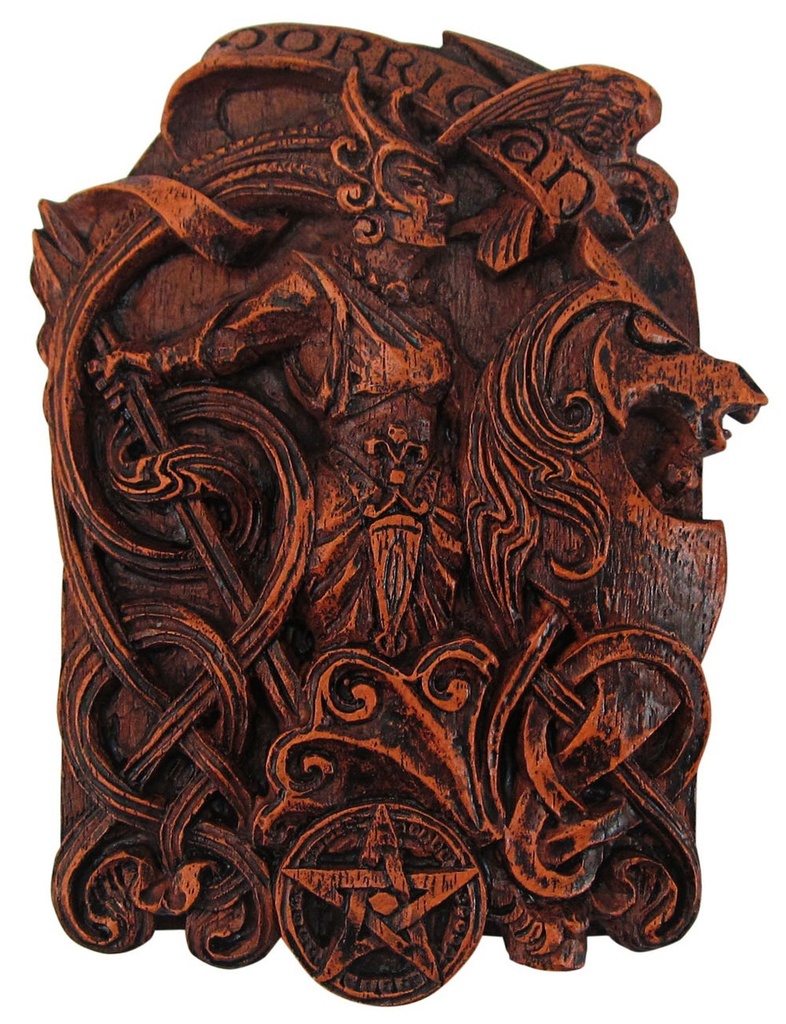 [1413020508] Morrigan Plaque