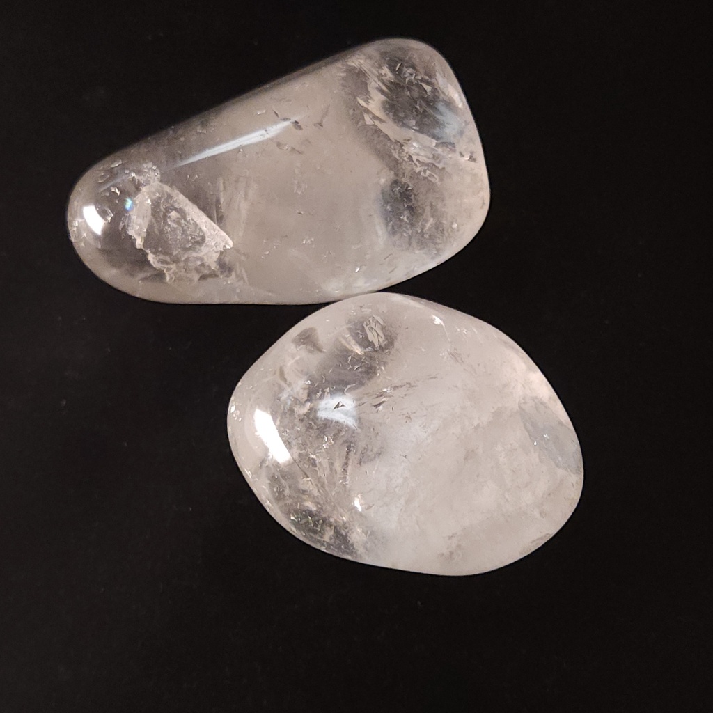 Quartz Palm Stones