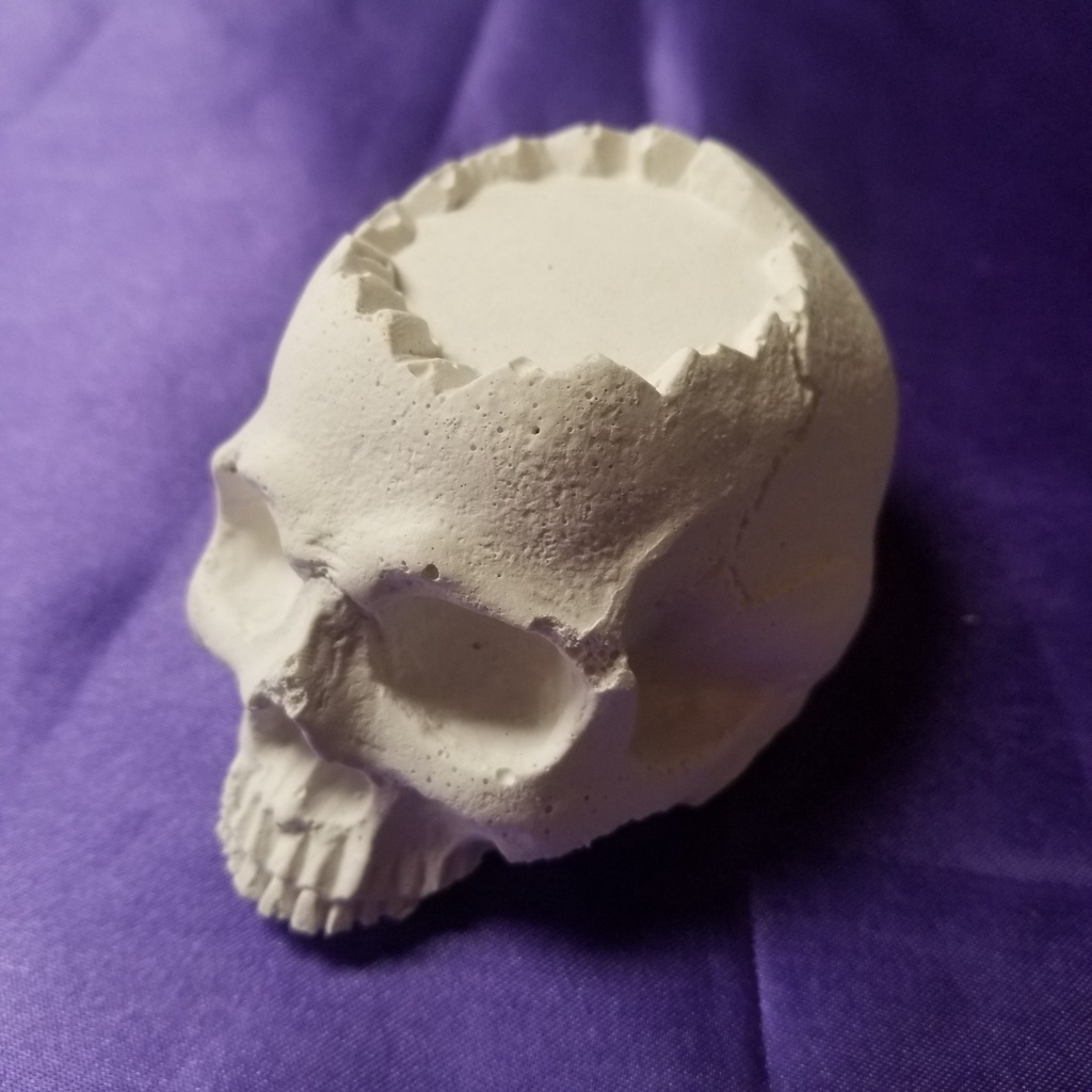 [9922070421] Skull Candle Holder