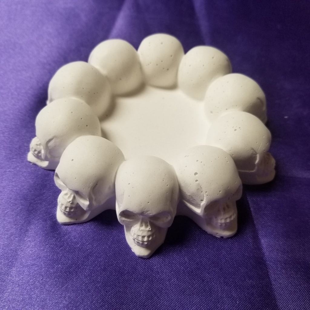 [9922070422] Circle of Skulls Candle Holder