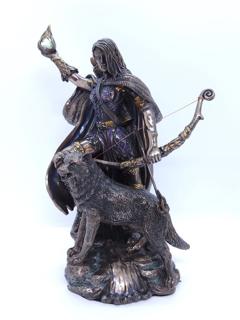 [1713031049] Skadi Statue