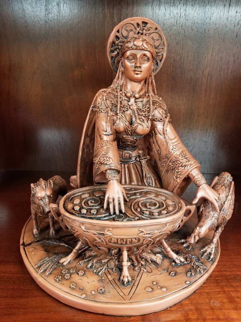 [1713038516] Cerridwen Statue