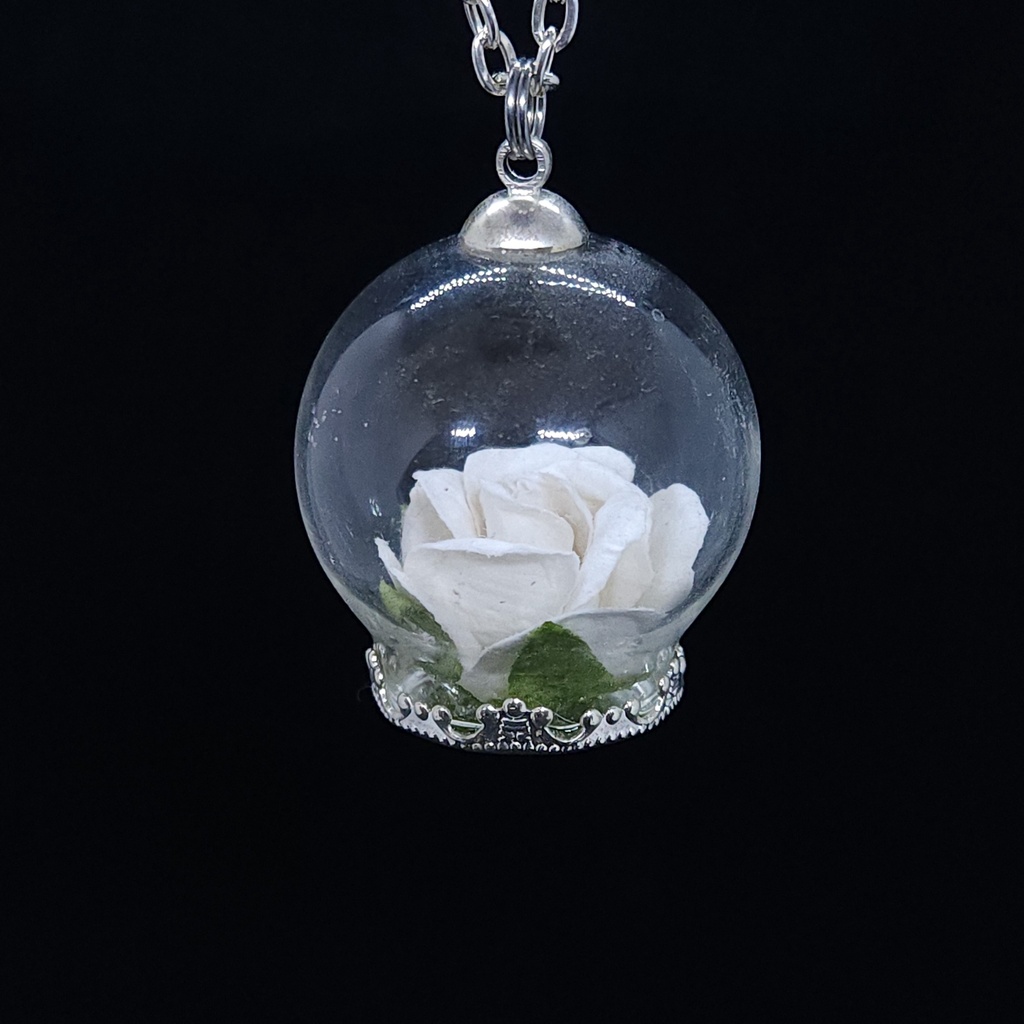 [11601] Ivory Bloom Necklace