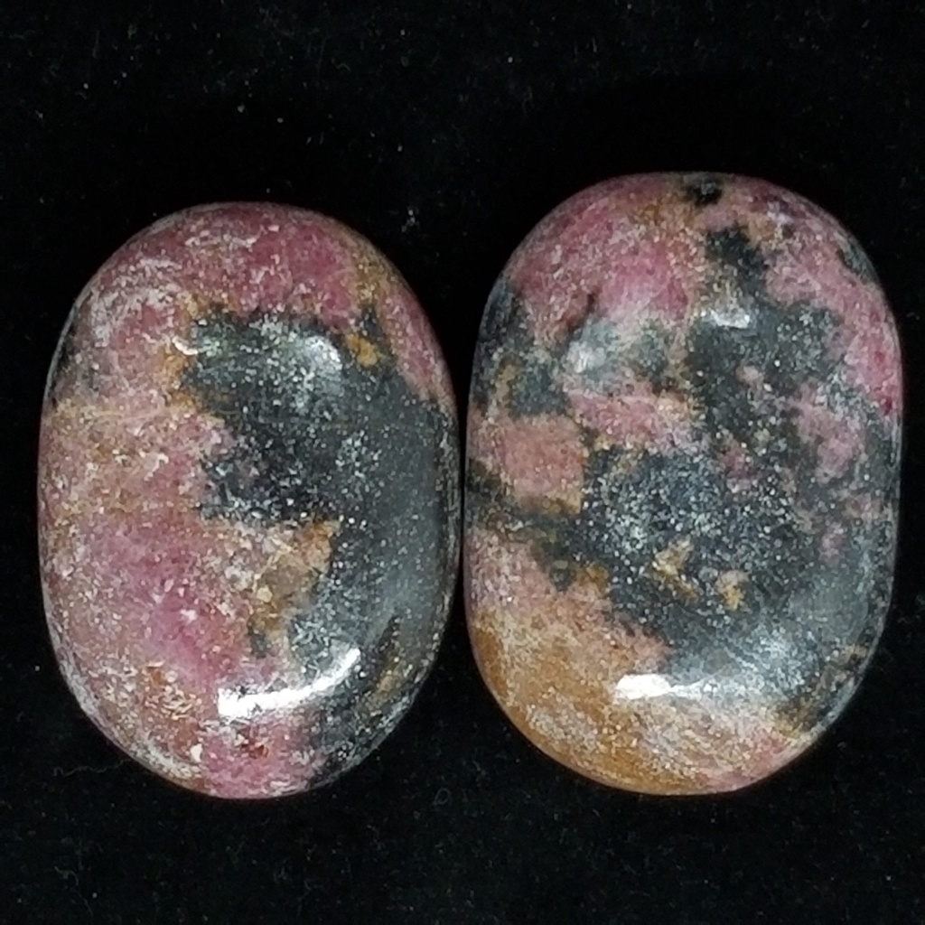 [3209712502] Rhodonite Soapshape Stones