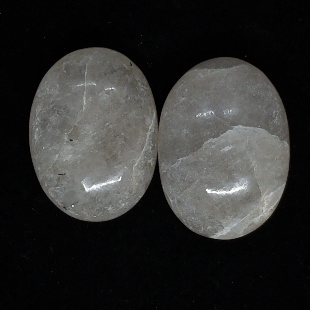 [3209022502] Smoky Quartz Soapshape Stones