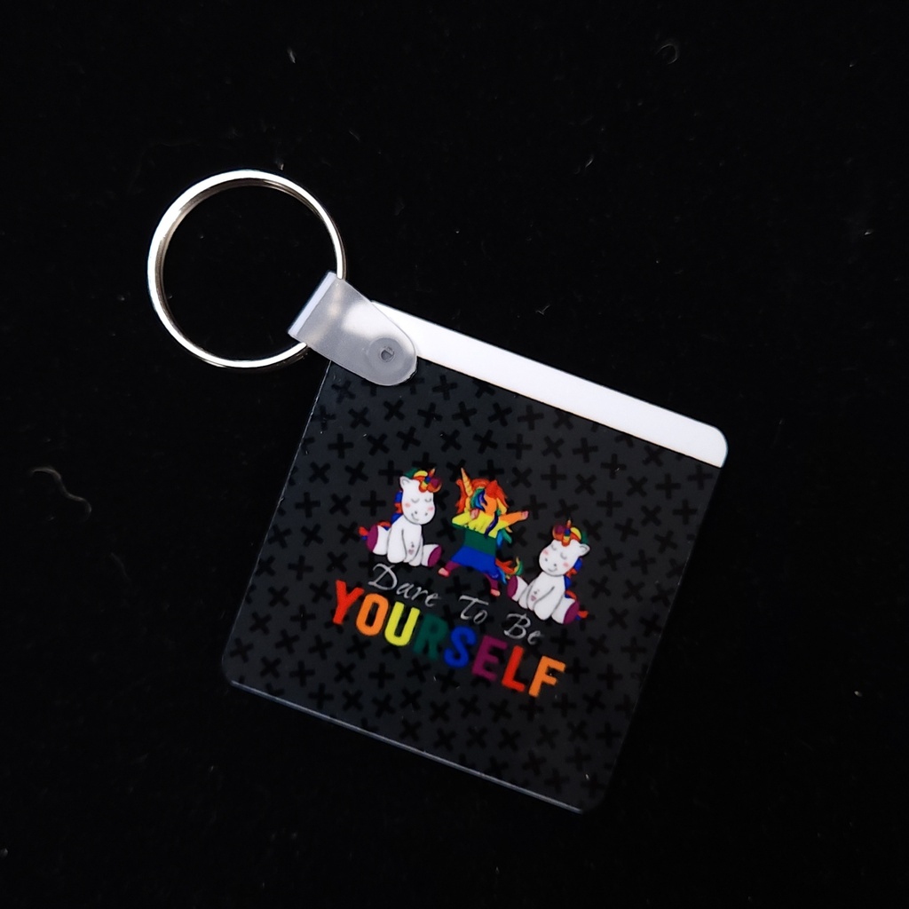 [10556] Be Yourself Keychain