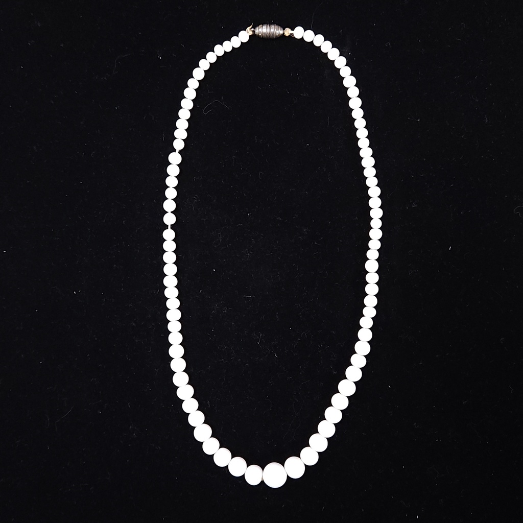 [10530] White Balls Necklace