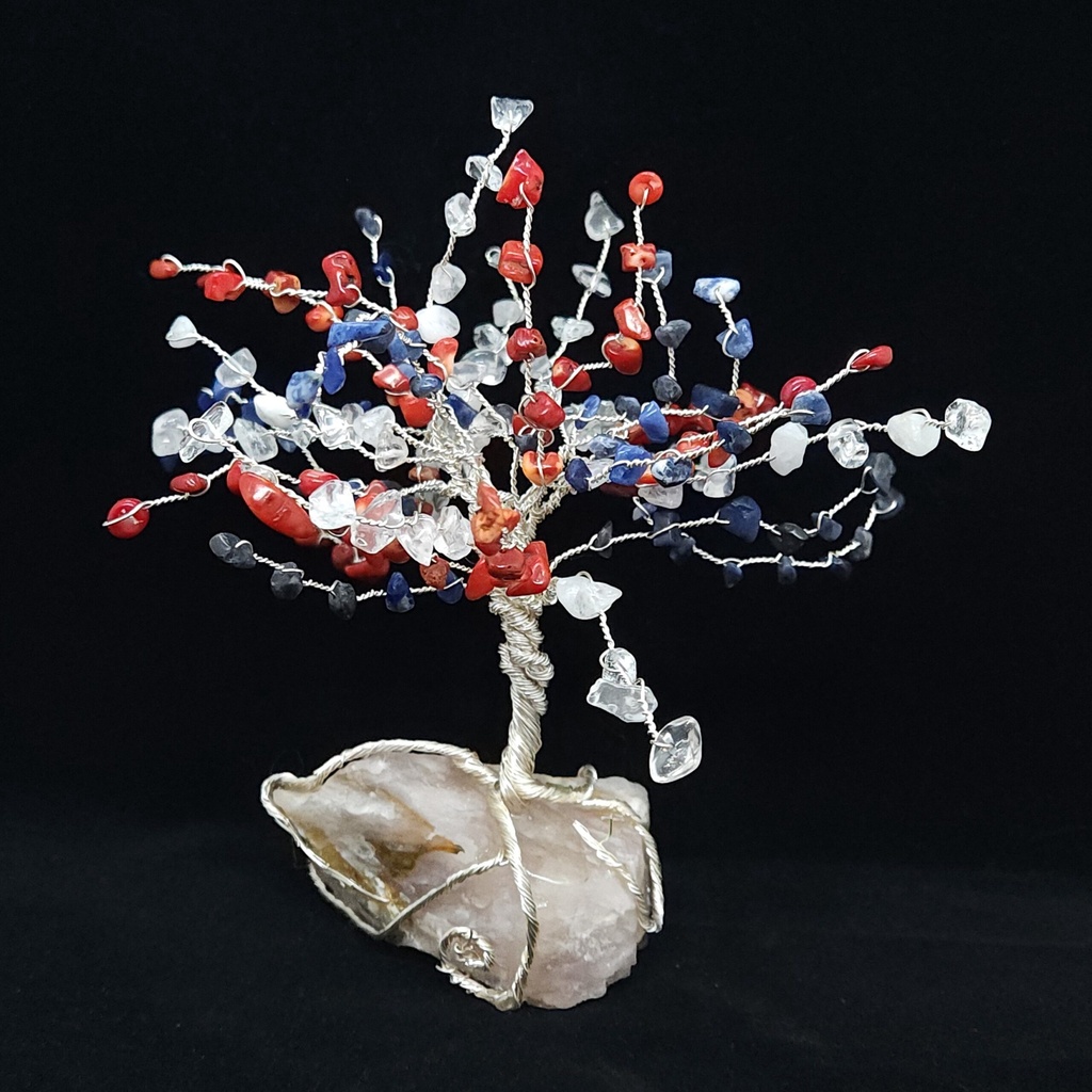 [3613010734] Red, White & Blue Crystal Tree