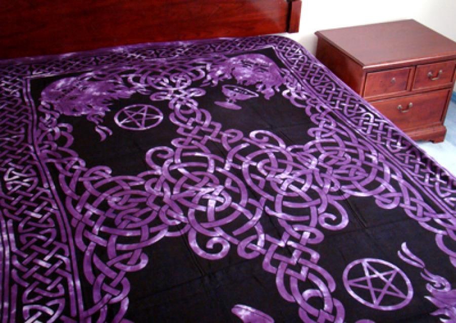 [1623010107] Celtic God Tapestry