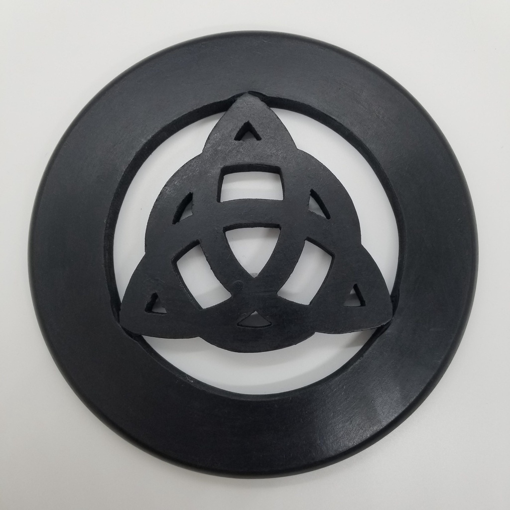 [1613021202] 12" Wooden Triquetra Plaque